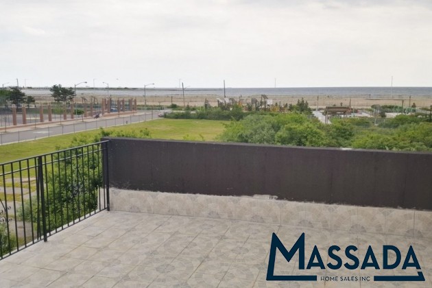 158 Beach 30th St Far Rockaway Queens 11691