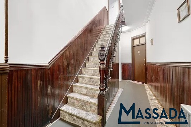 612-onderdonk-avenue-ridgewood-new-york-11385-GMY2A.jpg