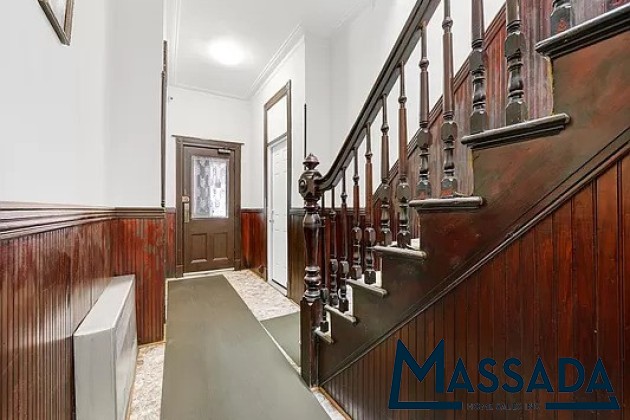 612-onderdonk-avenue-ridgewood-new-york-11385-VHMip.jpg